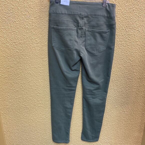 Fit Fabulous pants  - Picture 3 of 3